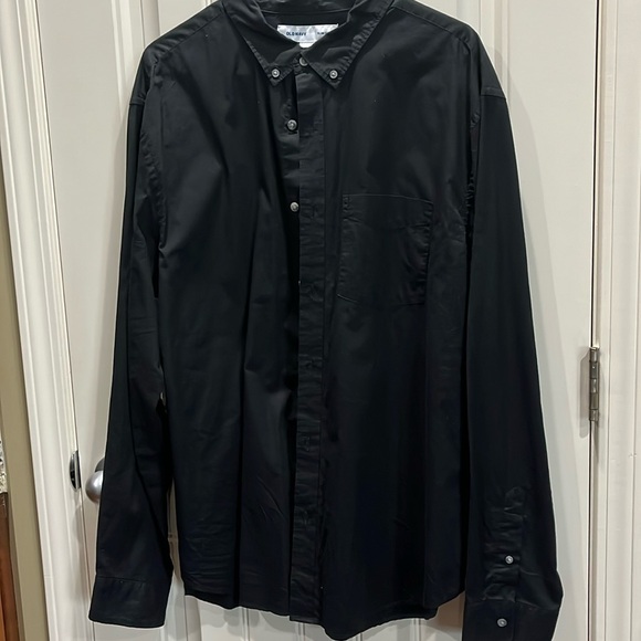 Old Navy Long Sleeved Button Down Shirt Men’s XXL Slim Fit - Picture 1 of 3